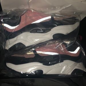 Dior Sneakers
